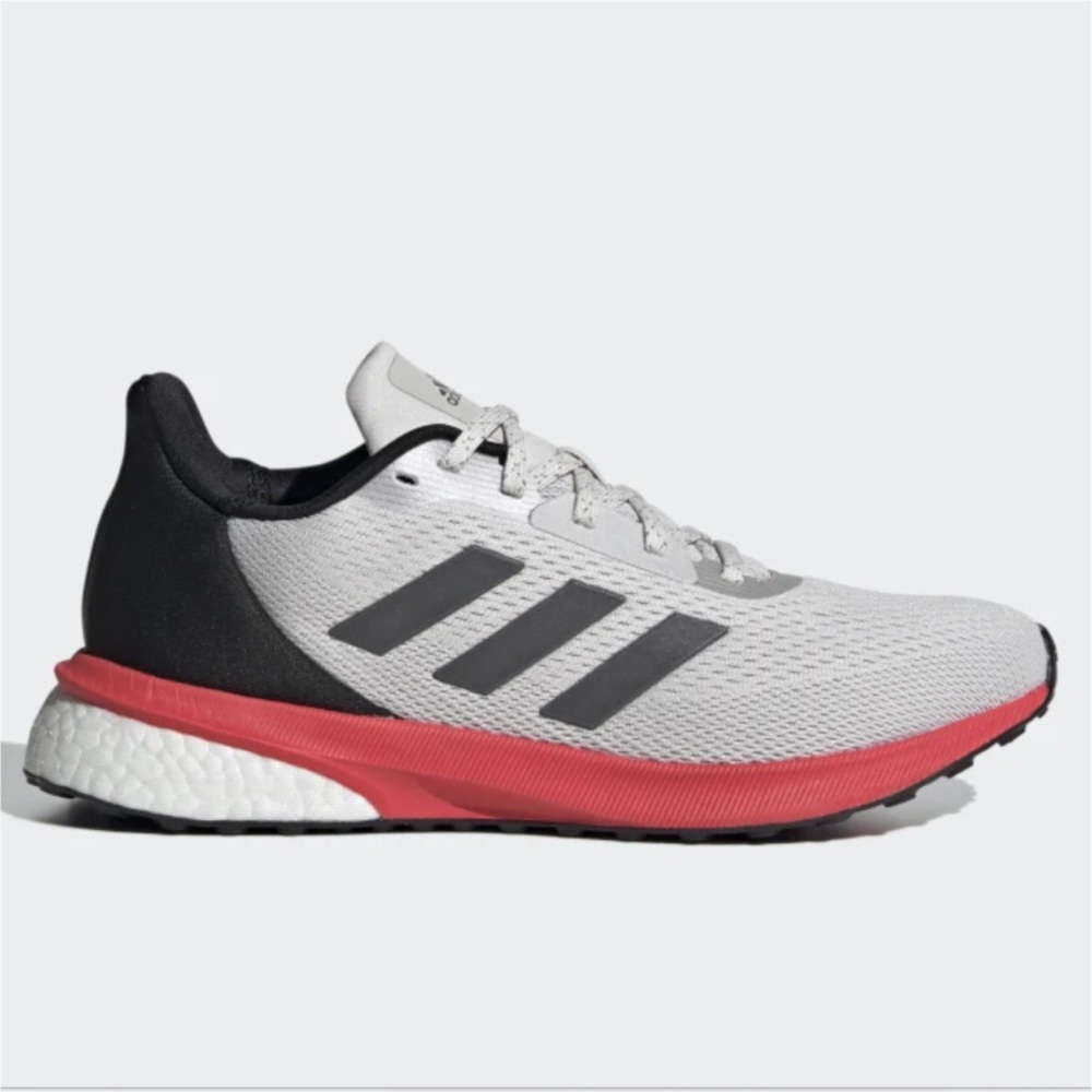 Adidas Women’s Astrarun - NWT
